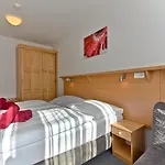 Hotel Luna 3*