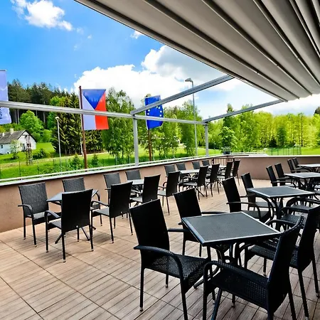Luna Hotel 3*