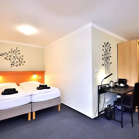 Hotel Luna 3*