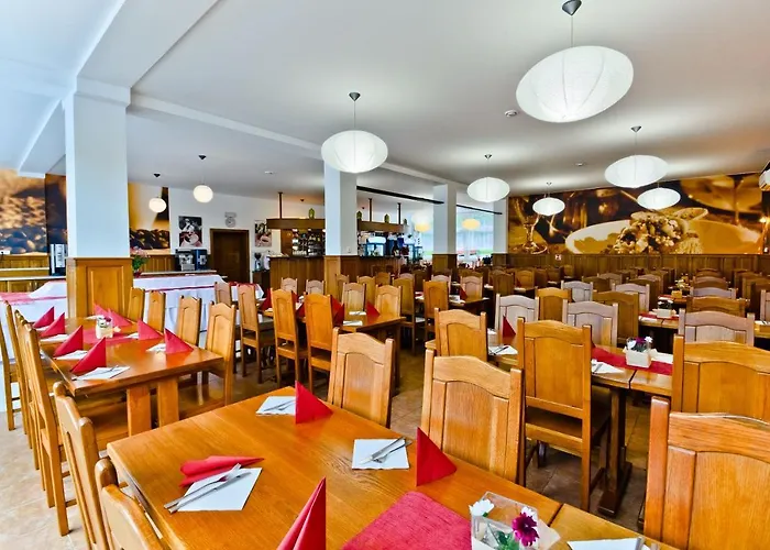 Hotel Luna 3*